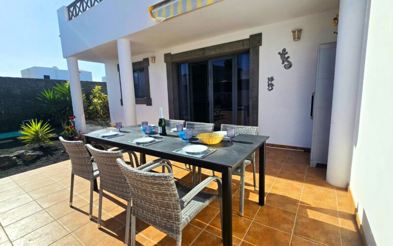 Table to house Table to house