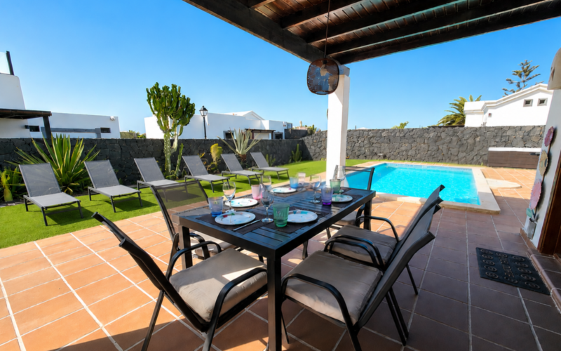Casa Barroni Outdoor Dining